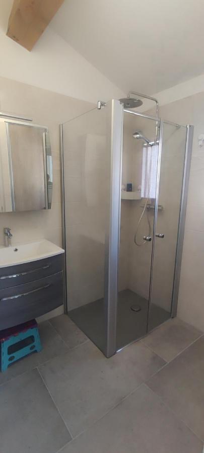 Appartement 50M2 Au Coeur De Sussargues Exteriör bild
