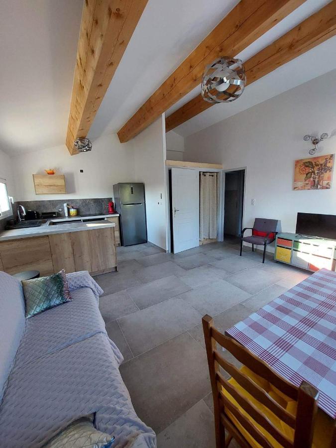 Appartement 50M2 Au Coeur De Sussargues Exteriör bild